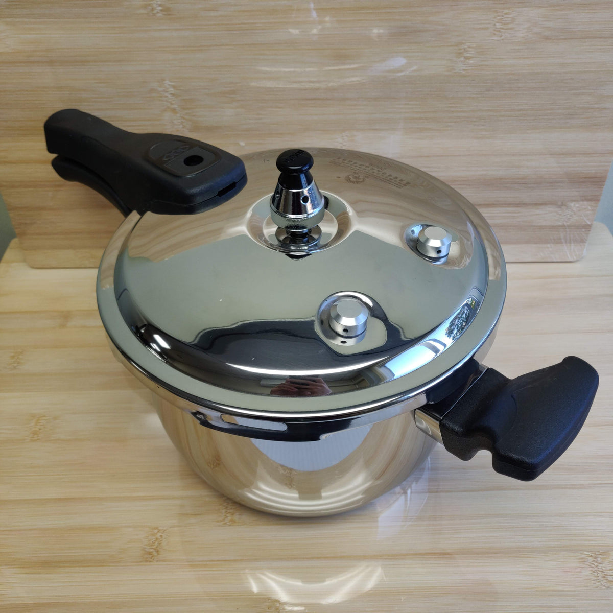 Pressure Cooker 8L (26cm) – Supermenu