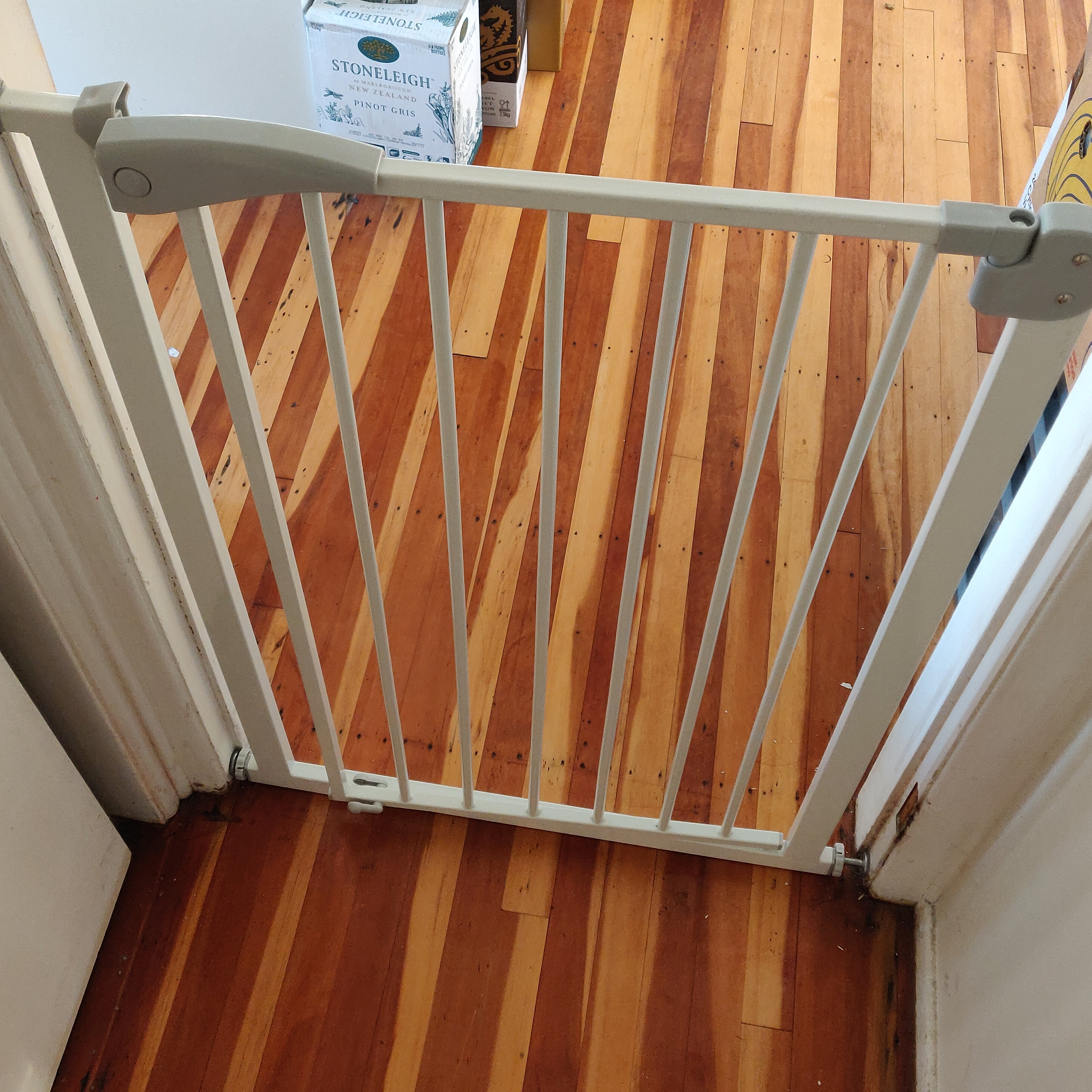 Lindam baby gate sales nz